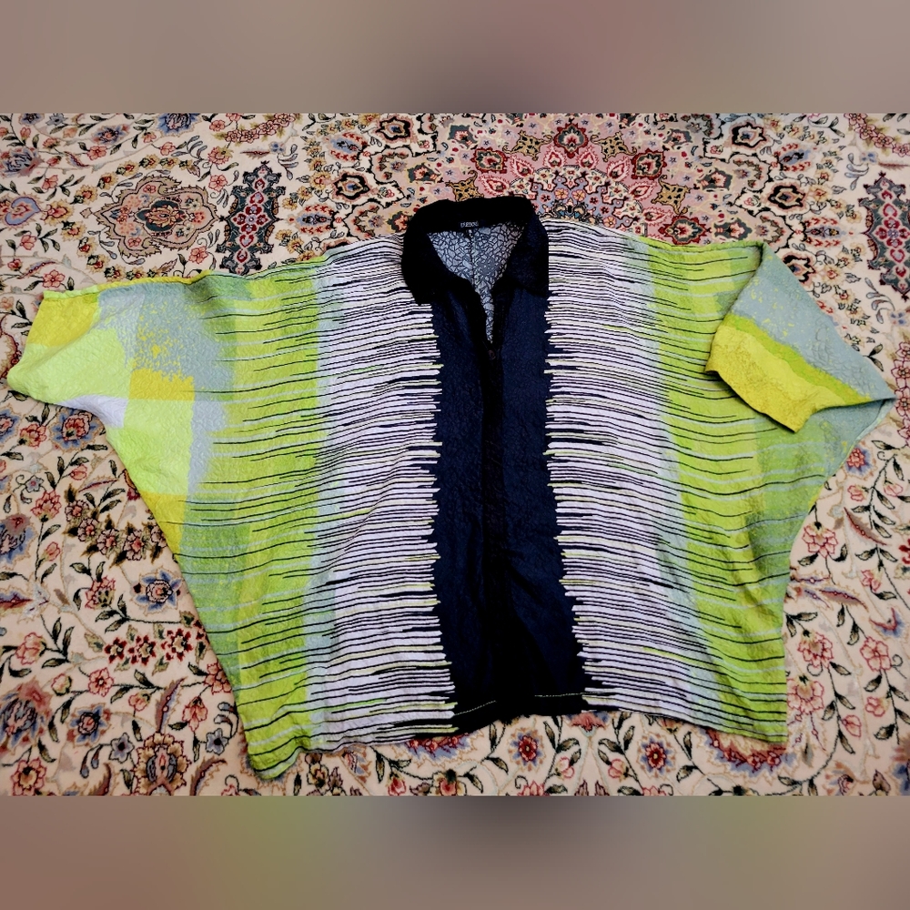 Dressori Batwing Button up Blouse Size XL